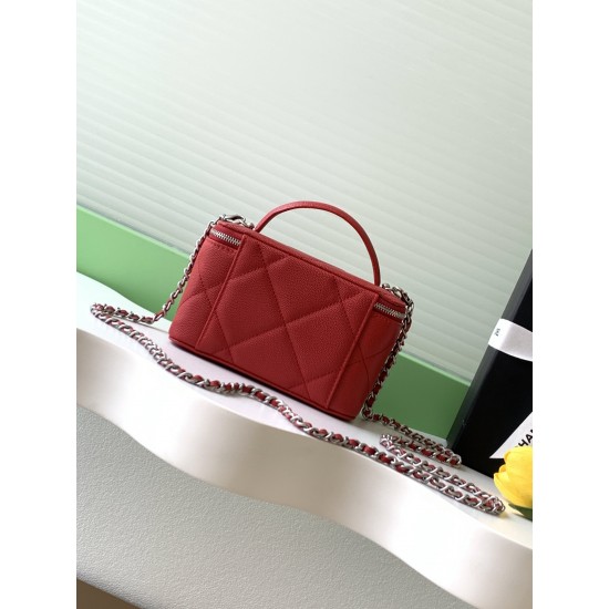 650 Chanel 25k large lattice box bag classic lattice pattern with caviar cowhide texture really no words hardware double C label exquisite and high-level handheld and chain shoulder back two kinds of back too poke me daily loaded with lipstick and powder 