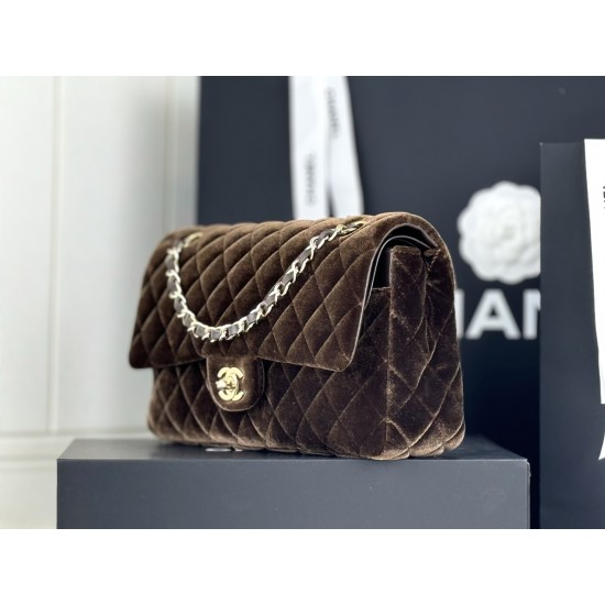 6001112116118Chanel cf tweed series This is a bag that can be called beautiful by all the friends around the gorgeous but not vulgar Look carefully at each yarn is knitted with heart and soul really hope to get your sincere favorite Size Model No. Large 1
