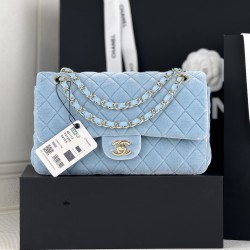 6001112116118Chanel cf tweed series This is a bag that can be called beautiful by all the friends around the gorgeous but not vulgar Look carefully at each yarn is knitted with heart and soul really hope to get your sincere favorite Size Model No. Large 1