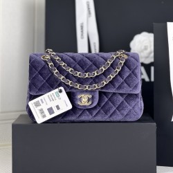 5801112116118Chanel cf tweed series This is a bag that can be called beautiful by all the friends around the gorgeous but not vulgar Look carefully at each yarn is knitted with heart and soul Really hope to get your sincere favorite Size Model No. Large 1