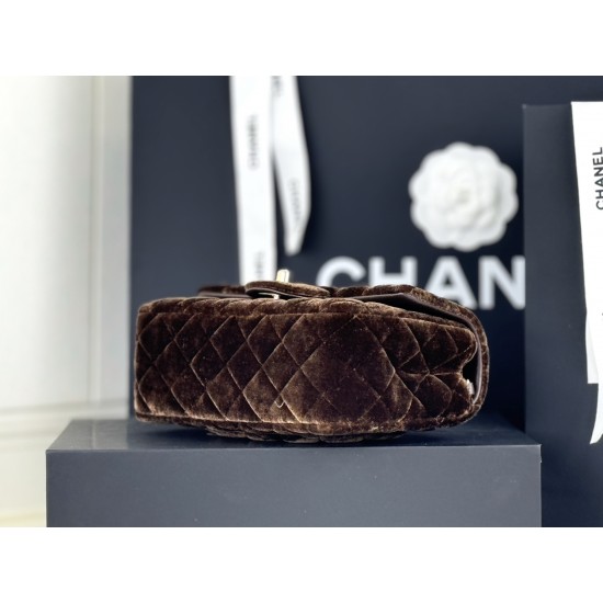 5001112116118Chanel cf tweed series This is a bag that can be called beautiful by all the friends around the gorgeous but not vulgar Look carefully at each yarn is knitted with heart and soul really hope to get your sincere favorite Size Model No. Large 1