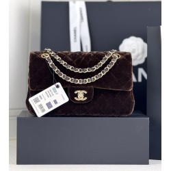 5801112116118Chanel cf tweed series This is a bag that can be called beautiful by all the friends around the gorgeous but not vulgar Look carefully at each yarn is knitted with heart and soul Really hope to get your sincere favorite Size Model No. Large 1