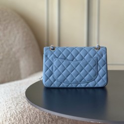 730 upgraded version of the full name Classic Fla0 lambskin size 236514cm leather original Haas lining imported lambskin hardware 24K plating all-steel hardware classic CF255 is to have people fall in love with the charm of the first sight to go wherever 