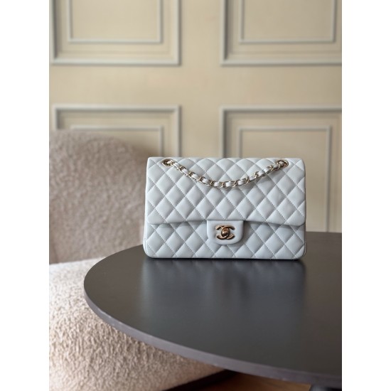 780 upgraded version of the full name Classic Fla0 sheepskin size 15525565cm leather original Haas lining imported lambskin hardware 24K plating all steel hardware classic CF is to have people fall in love with at first sight charm wherever you go is the 