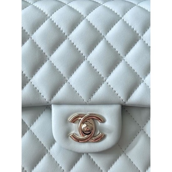 780 upgraded version of the full name Classic Fla0 sheepskin size 15525565cm leather original Haas lining imported lambskin hardware 24K plating all steel hardware classic CF is to have people fall in love with at first sight charm wherever you go is the 