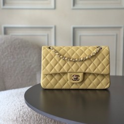 780 upgraded version of the full name Classic Fla0 sheepskin size 15525565cm leather original Haas lining imported lambskin hardware 24K plating all steel hardware classic CF is to have people fall in love with at first sight charm wherever you go is the 