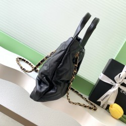 850 Chanel 25K bow is coming this season is the bow element deep poke my teenage heart clothes look so much better the price is also much better than the handmade shop bag the hottest two denim flap chain bag similar to the airport bag is very light and f