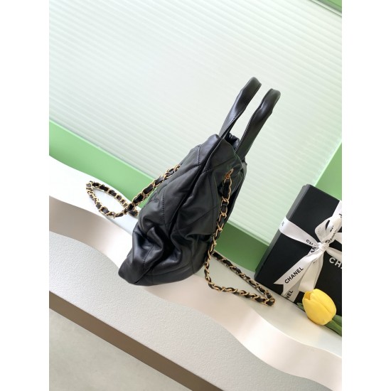 850 Chanel 25K bow is coming this season is the bow element deep poke my teenage heart clothes look so much better the price is also much better than the handmade shop bag the hottest two denim flap chain bag similar to the airport bag is very light and f