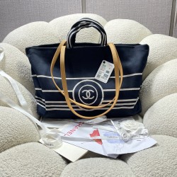 680 Exclusive real Chanel original denim hip mom must-have 92240 small 30x22x14cm 92241 large 38x29x15cm