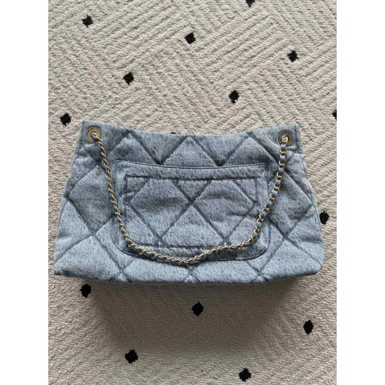 P680 brand Chanel model 5740 introduction original quality classic works of magnificence and temperament of the forefront of your unexpected noble leather species original imported denim lining with the original cloth hardware original hardware preparatio