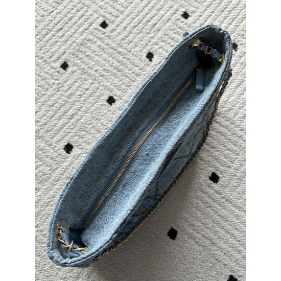 P680 brand Chanel model 5740 introduction original quality classic works of magnificence and temperament of the forefront of your unexpected noble leather species original imported denim lining with the original cloth hardware original hardware preparatio