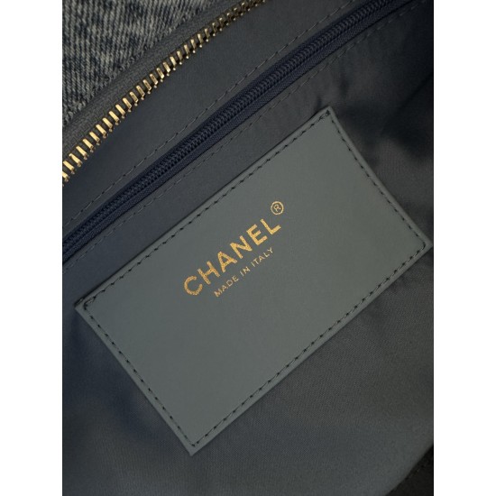 P680 brand Chanel model 5740 introduction original quality classic works of magnificence and temperament of the forefront of your unexpected noble leather species original imported denim lining with the original cloth hardware original hardware preparatio