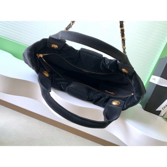 730 Chanel 25K bow is coming this season is the bow element deep poke my girly heart clothes look so much better the price is also much better than the handmade shop bag the hottest two denim flap chain bag similar to the airport bag is very light and fas