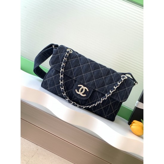 760 chanel airport bag well bo ran the same well bo ran the same chanel denim airport bag men and women children on the body sweet cool also suitable for boys this well bo have back really too handsome a fashionable essential on the body of the whole aura