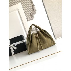 700 AS5293CHANEL 25 Another model named after the year 25c Suede Hipster Bag Chanel hobo Underarm Bag Hippie Underarm Bag Small Vintage Gold Coin Button Drawstring Bucket Bag Lingerie Pattern Vintage Black and Gold Classic Chain Design Premium Feeling Ess