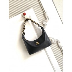 710 AS5837 new underarm bag small fire to the models all kinds of purchase post at present around the cabinet can not buy the hotness is very high premium rate ultra-high models old channel things original leather and special hardware a total of ten or so