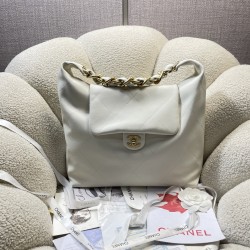 930 25k underarm bag hippie hobo bag is too cool 25k hippie hobo bag classic large diamond lattice big thick chain point 8 heavy gold chain is very sense of points the surface of the old effect is very Vintage sense of the bag body soft capacity is very l