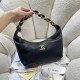 780 25k underarm bag hippie hobo bag is too cool 25k hippie hobo bag classic large diamond lattice big thick chain point 8 heavy gold chain is very sense of points the surface of the old effect is very Vintage sense of antique body soft capacity is very l