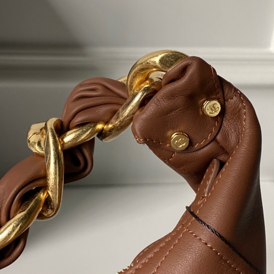 730 Chanel25K hippie bag hobo advanced sense full of fall and winter must-have AS5837 calf leather with retro old metal classic double Clogo wide version of the leather through the chain design retro and fashionable Enlarged diamond pattern simple bag typ