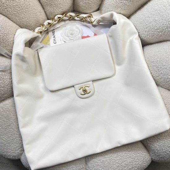 980 25k underarm bag hippie hobo bag is too cool 25k hippie hobo bag classic large diamond lattice big thick chain point 8 heavy gold chain is very sense of points the surface of the old effect is very Vintage sense of antique body soft capacity is very l