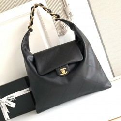 880 AS5839 new underarm bag small fire to the models all kinds of purchase post at present around the cabinet can not buy the hotness is very high premium rate ultra-high models old channel things original leather and special hardware a total of ten or so