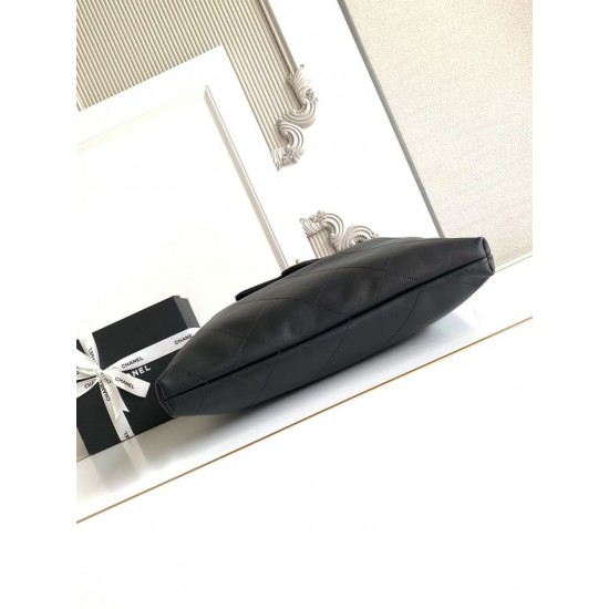 880 AS5839 new underarm bag small fire to the models all kinds of purchase post at present around the cabinet can not buy the hotness is very high premium rate ultra-high models old channel things original leather and special hardware a total of ten or so