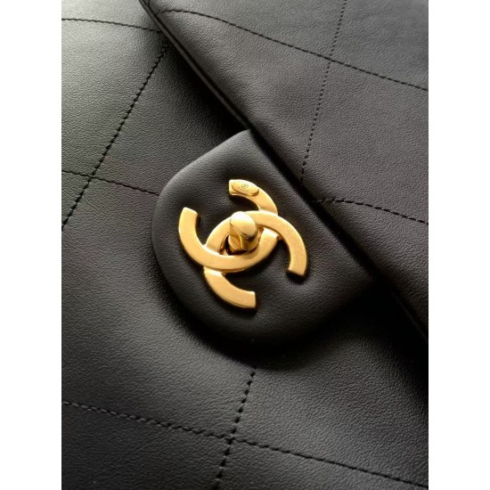 880 AS5839 new underarm bag small fire to the models all kinds of purchase post at present around the cabinet can not buy the hotness is very high premium rate ultra-high models old channel things original leather and special hardware a total of ten or so