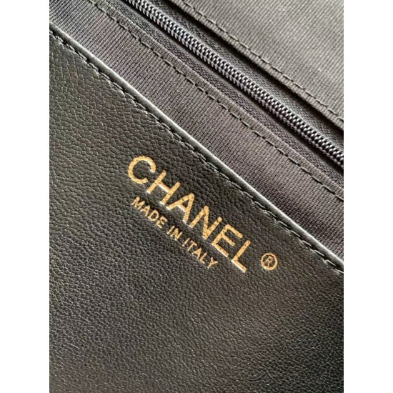 880 AS5839 new underarm bag small fire to the models all kinds of purchase post at present around the cabinet can not buy the hotness is very high premium rate ultra-high models old channel things original leather and special hardware a total of ten or so