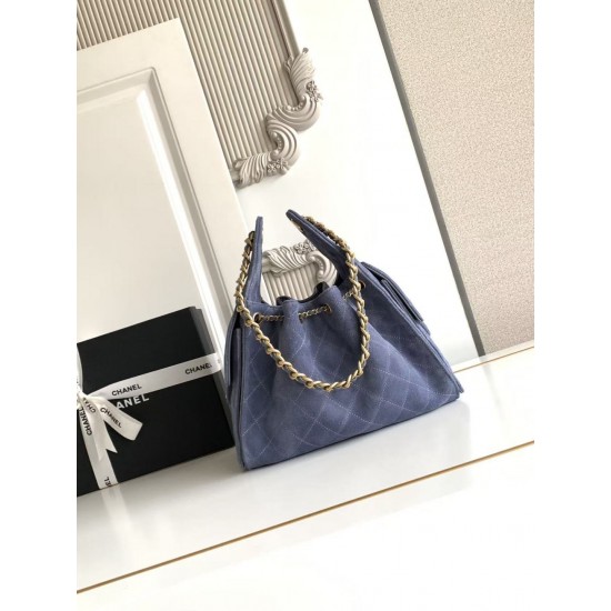 700 AS5293CHANEL 25 Another model named after the year 25c Suede Hipster Bag Chanel hobo Underarm Bag Hippie Underarm Bag Small Vintage Gold Coin Button Drawstring Bucket Bag Lingerie Pattern Vintage Black and Gold Classic Chain Design Premium Feeling Ess