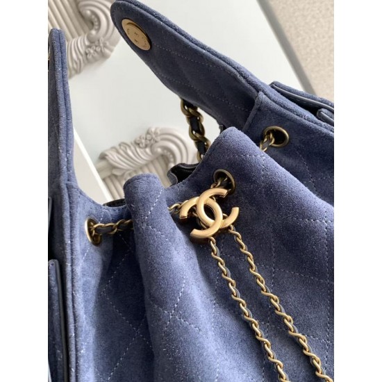 700 AS5293CHANEL 25 Another model named after the year 25c Suede Hipster Bag Chanel hobo Underarm Bag Hippie Underarm Bag Small Vintage Gold Coin Button Drawstring Bucket Bag Lingerie Pattern Vintage Black and Gold Classic Chain Design Premium Feeling Ess