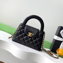 630 25c Kelly Lambskin Fashion is a cycle of popular vintage Kelly was redesigned by Chanel revitalization of vintage Kelly to the classic handle handle name in the base plus leather through the chain shoulder strap subvert the tradition of more casual an