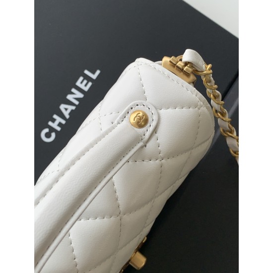 760 25p kelly super texture 25p kelly take it is who's dream bag can be hand-carried can be shoulder can be crossbody not a little girl can refuse this bag ah come on chanel you really very good to take our overall super texture model number AS5355 size 1