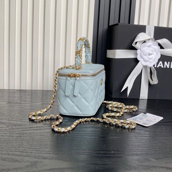 710 Chanel25B Double C logo handle cosmetic case AP4799 Exquisite handle design more fashionable Grain cowhide leather with metal vintage hardware texture wear-resistant and durable Classic design style versatile and practical Really exquisite Oh high val