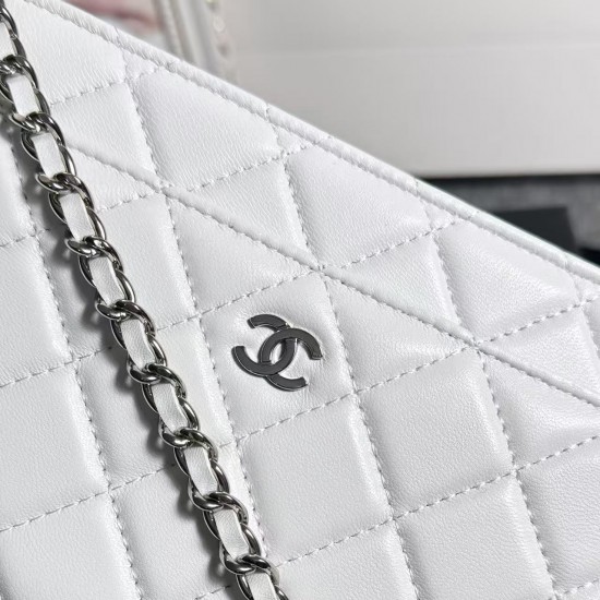 420 top original single 2020 spring and summer new version WOC33814 Fortune bag into the original sheepskin classic diamond lattice and leather through the classic design of the metal chain appearance and the same as the classic Woc before the difference 