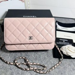 420 top original single 2020 spring and summer new version WOC33814 wealth bag imported original sheepskin classic diamond lattice and leather through the metal chain of the classic design appearance and the same as the previous classic Woc difference is 