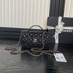 710 Chane1 25C Woc Organ Bag AP4402 Logo Tote Shoulder Calfskin Leather with Gold Metallic It's a fresh and stylish look with its classic design Every detail reveals sophistication and elegance Whether it's the iconic diamond plaid or the double C logo, i