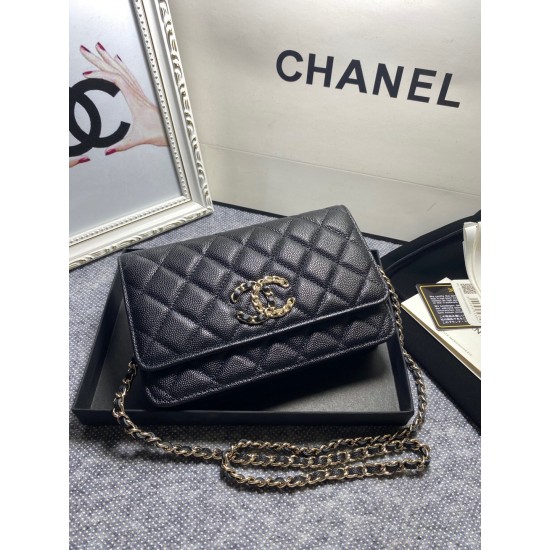 450 large explosive Chane AP1794 2020 new imported cowhide leather fine ball pattern woc too love at a glance on the logo than the classic model of the larger half wear leather half wear gold chain very delicate capacity do not worry about the capacity to