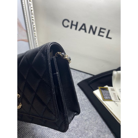 450 large explosive Chane AP1794 2020 new imported cowhide leather fine ball pattern woc too love at a glance on the logo than the classic model of the larger half wear leather half wear gold chain very delicate capacity do not worry about the capacity to