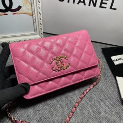 450 large explosive Chane AP1794 2020 new imported cowhide leather fine ball pattern woc too love at a glance on the logo than the classic model of the larger half wear leather half wear gold chain very delicate capacity do not worry about the capacity to