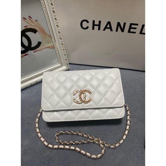450 large explosive Chane AP1794 2020 new sheepskin woc too love at a glance on the logo than the classic model of the larger half wear leather half wear gold chain very exquisite capacity do not have to worry about the size of the fit all fit size 19cm