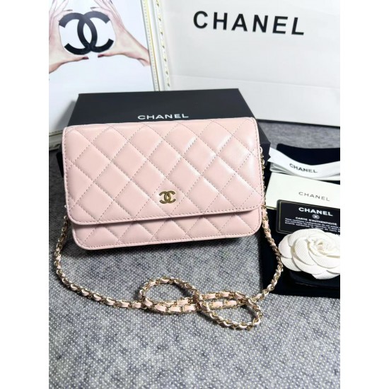 420 top original single 2020 spring and summer new version WOC33814 wealth bag imported original sheepskin classic diamond lattice and leather through the metal chain of the classic design appearance and the same as the previous classic Woc difference is 