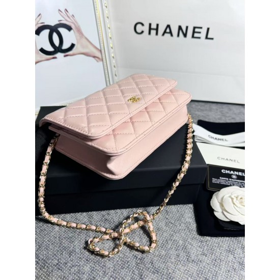 420 top original single 2020 spring and summer new version WOC33814 wealth bag imported original sheepskin classic diamond lattice and leather through the metal chain of the classic design appearance and the same as the previous classic Woc difference is 