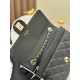 650 enamel buckle latest wocohanel25 summer preview series black and white chain wallet capacity space just right practical and stylish absolutely beautiful bag practical really flash to the tip of the heart this time the designer changes the light gold c