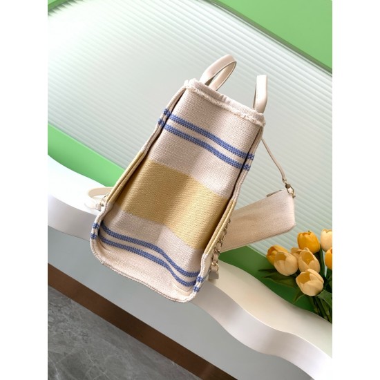 880 Chanel 25c Early Spring Beach Bag Yellow Super Holiday Large Model No. A66941 Size 38