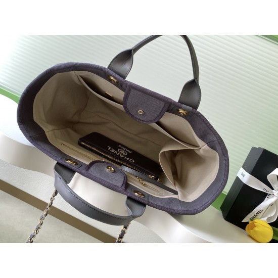 680 Chanel beach bag shopping bag made of material cotton production calfskin and metal collocation in the era of small waste bag to kill the big bag said fashion is a circle to turn around and come back, however, chanel and give it more texture and fashi