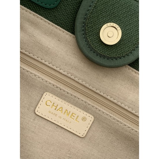 660 Chanel beach bag shopping bag made of cotton material calfskin and metal collocation in the era of small waste bag to kill the big bag said that fashion is a circle to turn around and come back, however, chanel and give it more texture and fashion sen