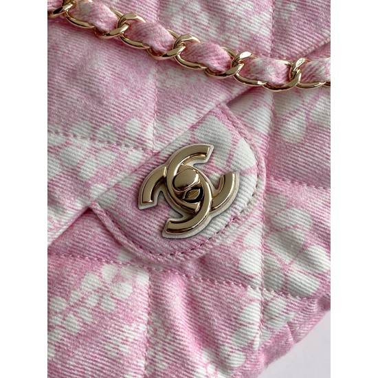 730 25M The color scheme of this season's beach bag simply kills crazy gentle pink like spring cherry blossoms falling romantic and sweet and whine pink and white color scheme summer flavor full of star R print denim over gold metal collision simple and h