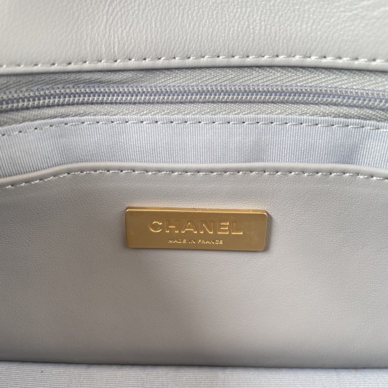 700 spot 25P new favorite fragrant grandmother home this bag back out to be chased asked classic lambskin mouth cover bag simple and exquisite whether the black body with the body presents a kind of elegant temperament as if with the beach series of fresh