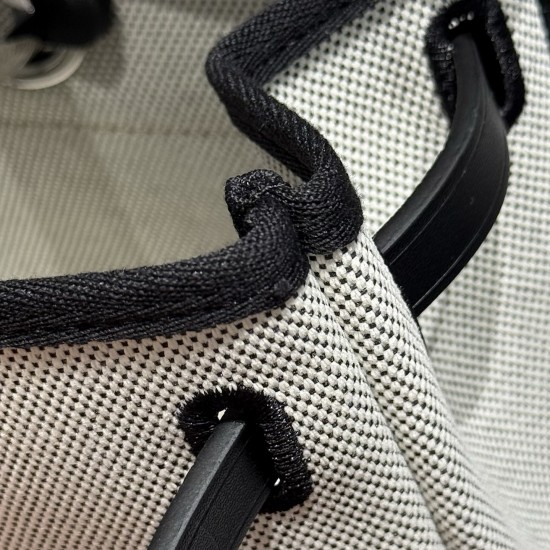 Panda color black and silver super cute 20Cm physical more charming than the photo of the current big hit small and exquisite Content is also quite practical Mini size with a little playful sense without losing the elegance is simply the perfect partner f