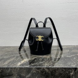 p900 all-steel special original leather full set of packaging Bonnie shoulder bag This Bonnie shoulder bag design is really great simple and stylish Arc de Triomphe logo is exquisite whether with casual wear or formal wear can instantly enhance the overal